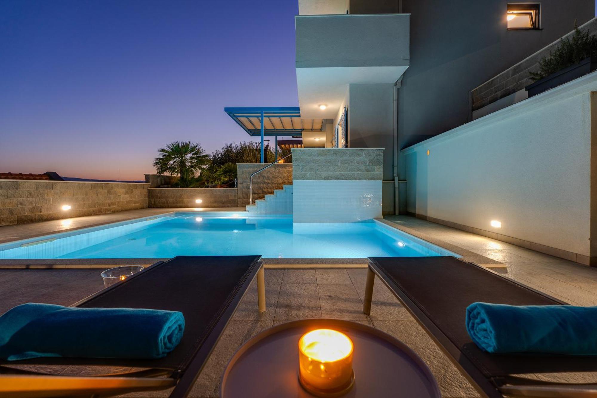 Allegra With 32msq Heated Pool, 300m Far From Sandy Beaches, Open Sea View Villa