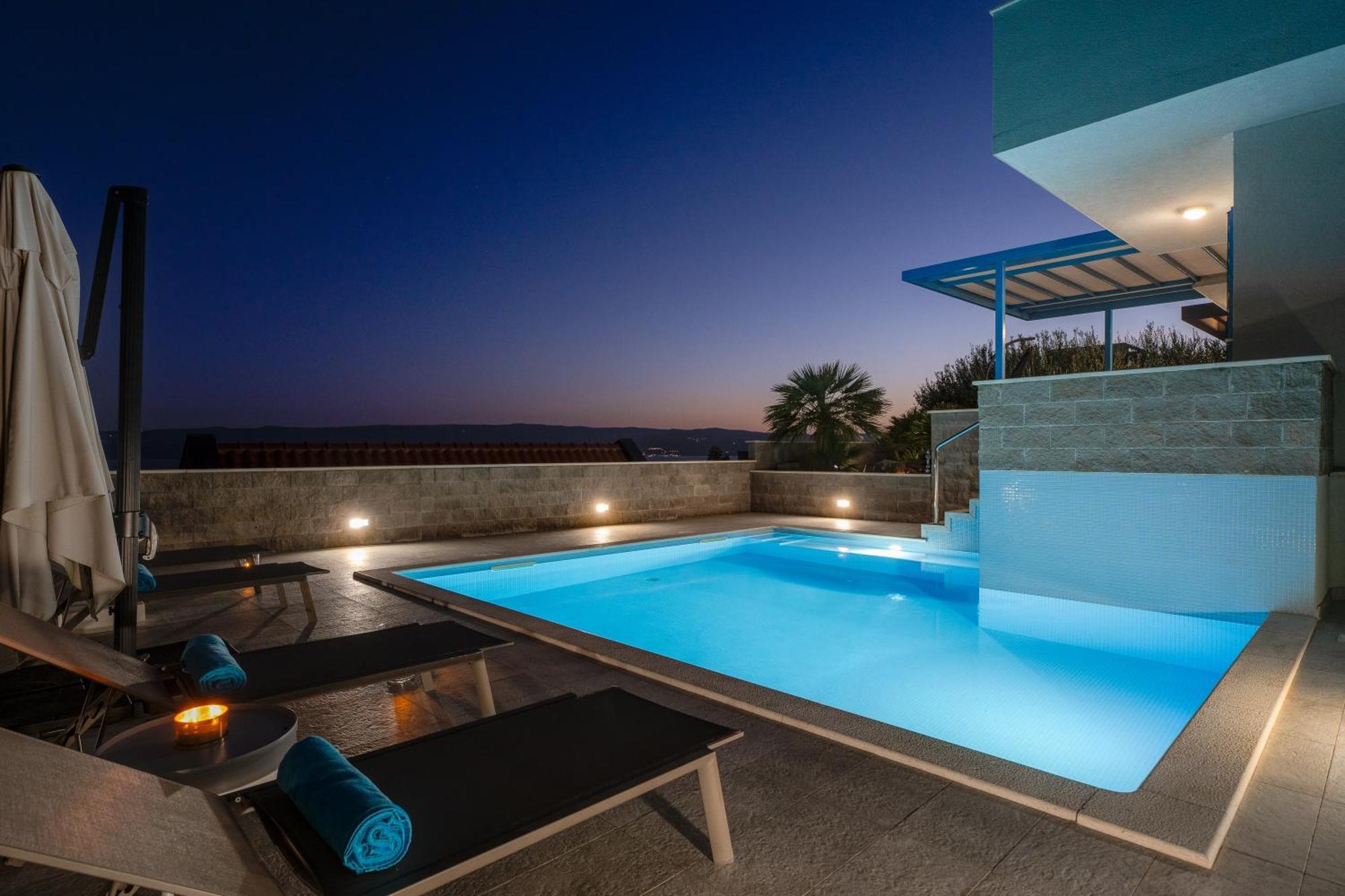 Allegra With 32msq Heated Pool, 300m Far From Sandy Beaches, Open Sea View