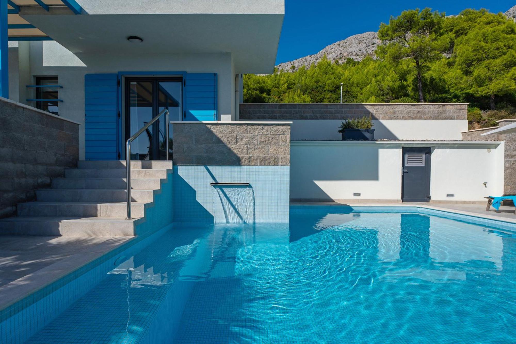 Allegra With 32msq Heated Pool, 300m Far From Sandy Beaches, Open Sea View Villa *