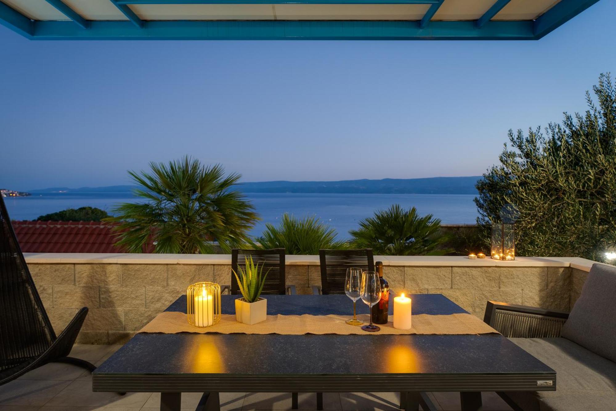 Villa Allegra With 32msq Heated Pool, 300m Far From Sandy Beaches, Open Sea View *