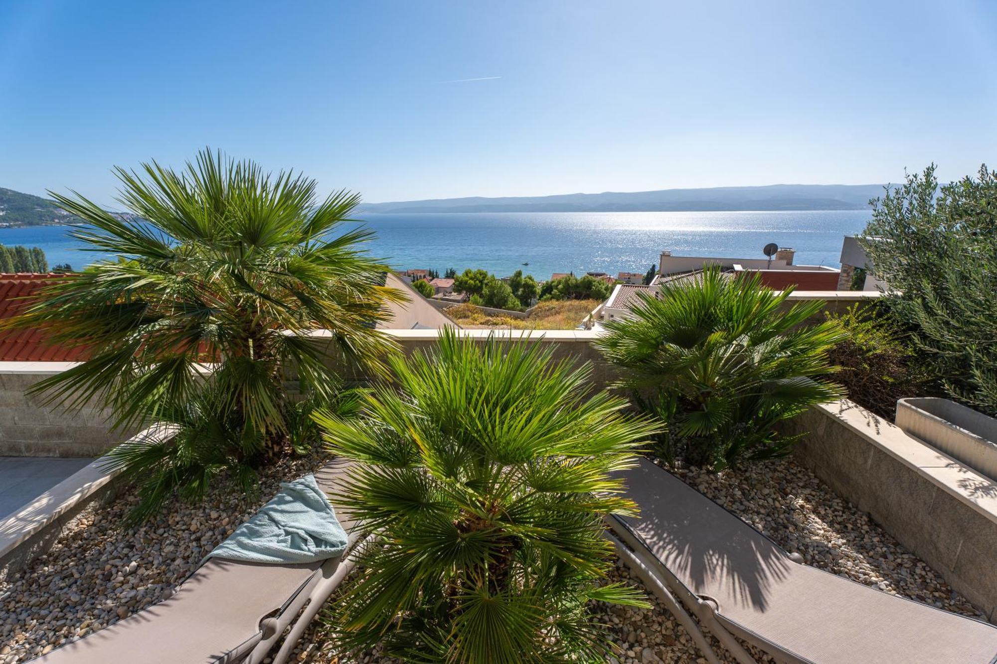 Allegra With 32msq Heated Pool, 300m Far From Sandy Beaches, Open Sea View Villa *