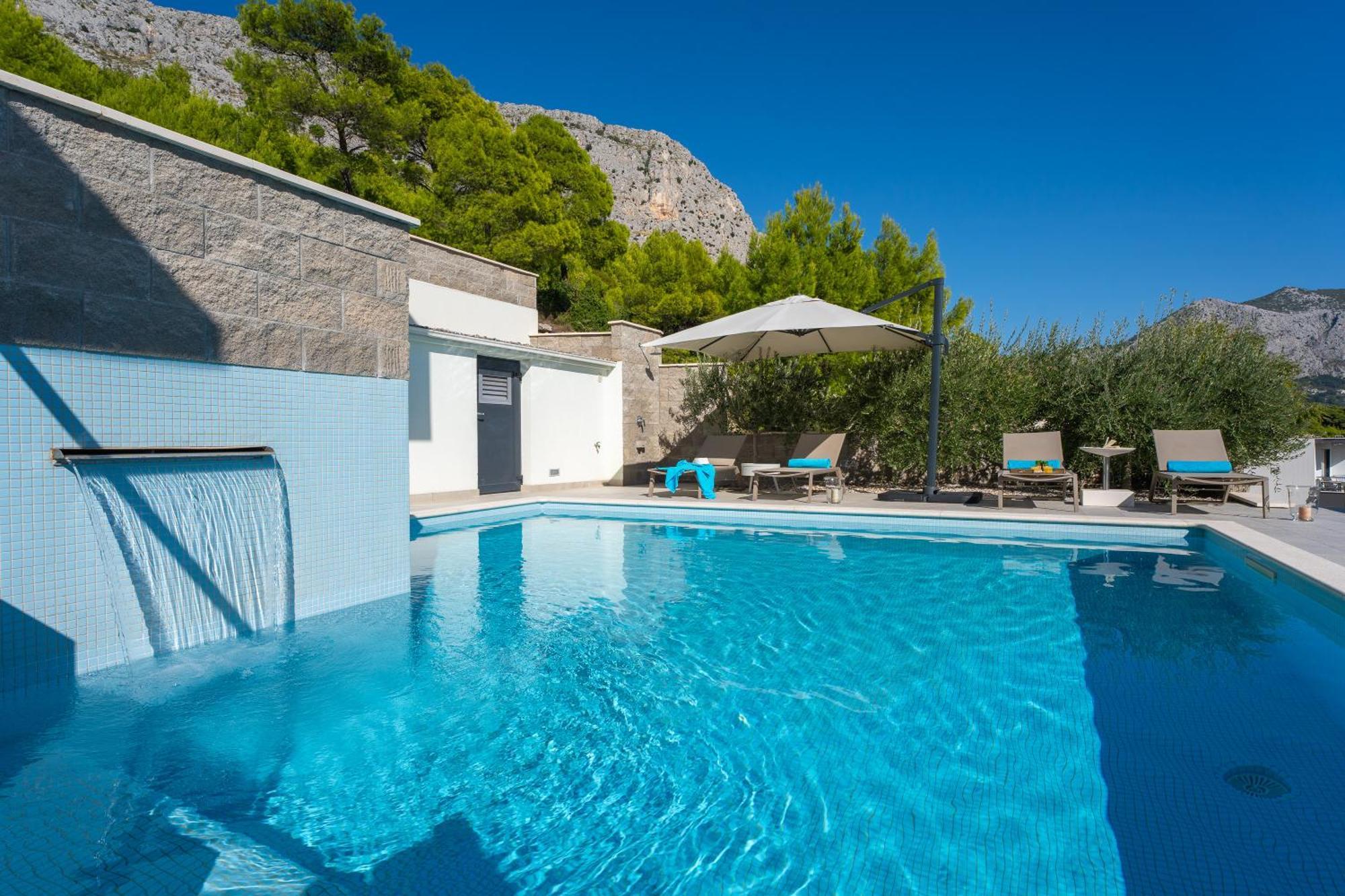 Allegra With 32msq Heated Pool, 300m Far From Sandy Beaches, Open Sea View Villa