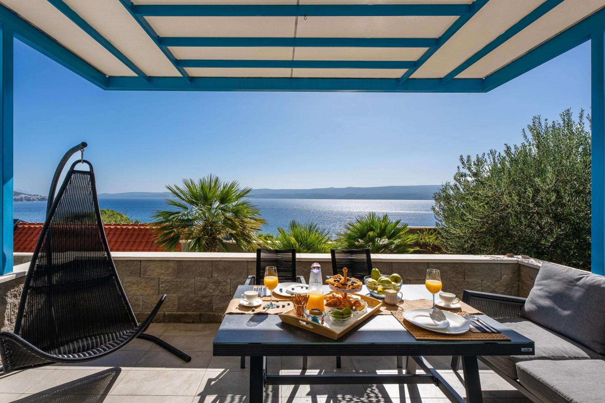 Allegra With 32msq Heated Pool, 300m Far From Sandy Beaches, Open Sea View Villa Omis