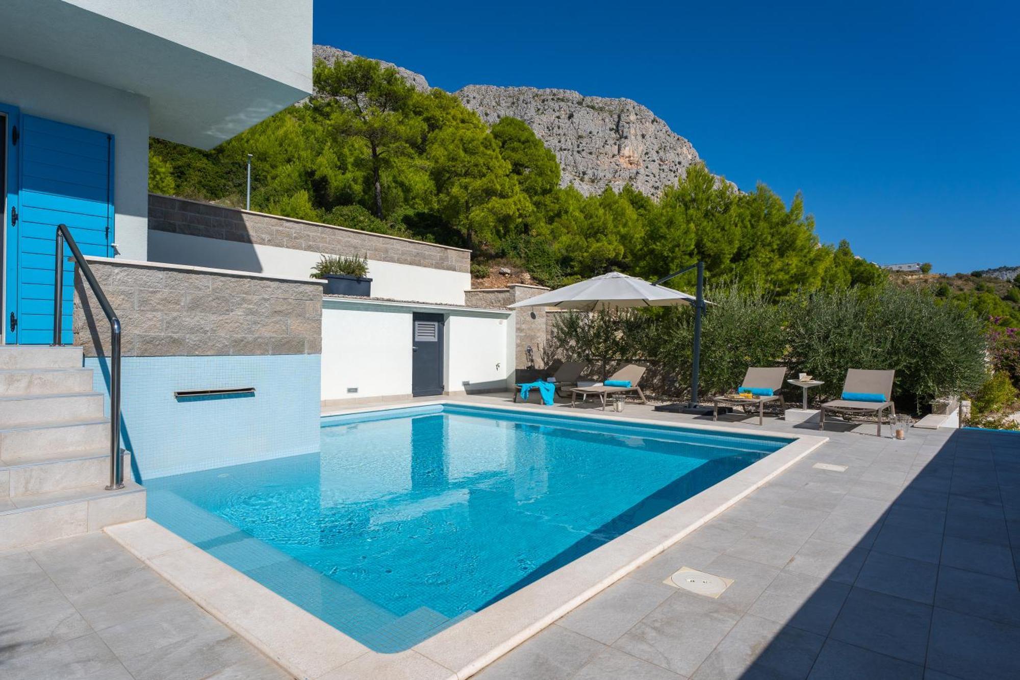 Allegra With 32msq Heated Pool, 300m Far From Sandy Beaches, Open Sea View Villa