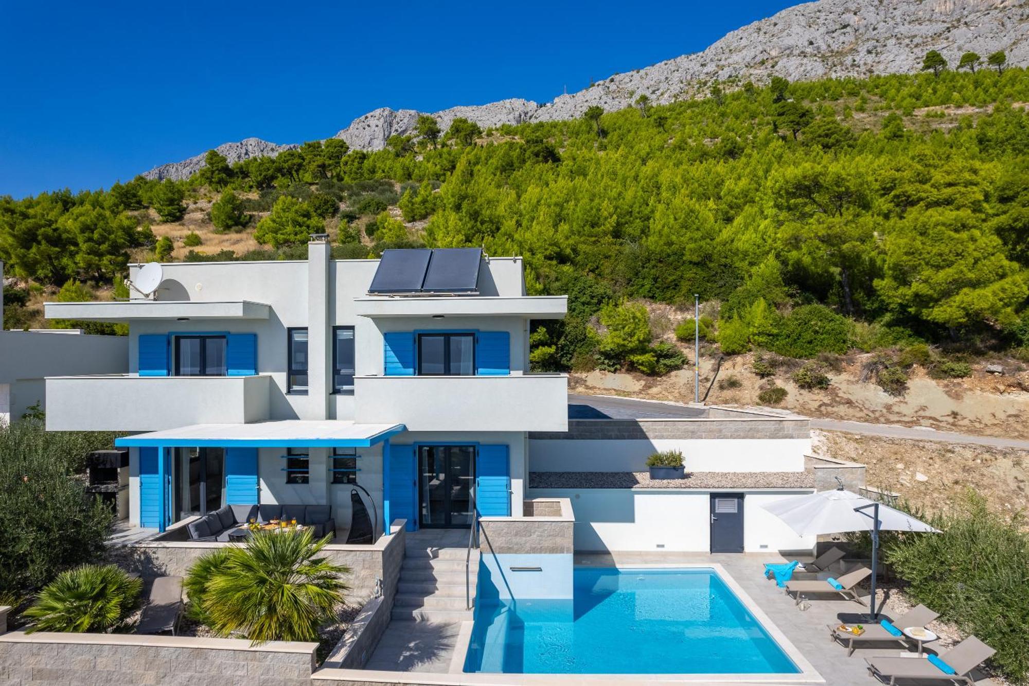 Allegra With 32msq Heated Pool, 300m Far From Sandy Beaches, Open Sea View * Omis